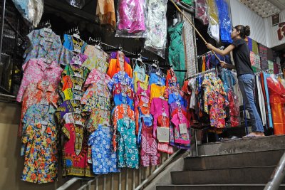 Warorot market
