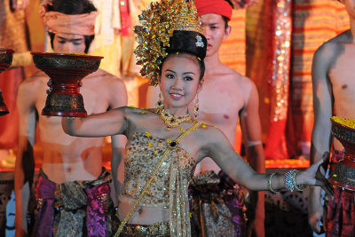 Intakin Festival in Wat Chedi Luang