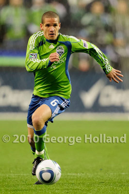 RedBulls_Sounders_APR3_72003.jpg