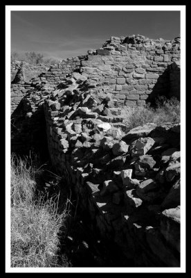Wall of Ruins_BW