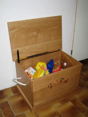 Toy box 023.jpg