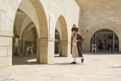 A hasidim with shtreimel