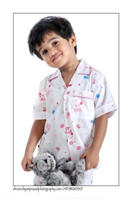  shootsnshoots.com-m.-9810615005  8211.JPG