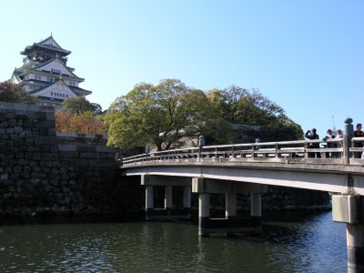 Bridge to Osaka Castle