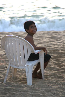 NACHITO / NIO FELIZ