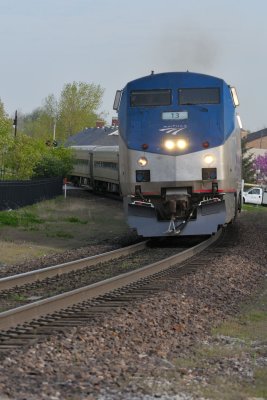 Amtrak leaves Leaves Lees Summit