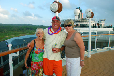 Rene, Dave and a friend transiting the Panama Canal 21 January 2008