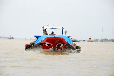 Many of the boats along the Mekong River had the eyes painted at the front I was told its just for decoration