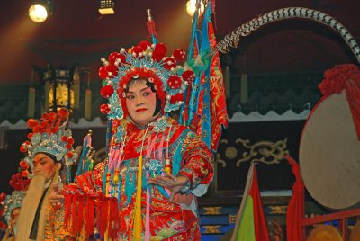 Chinese theatre - performed at the traditional teahouse