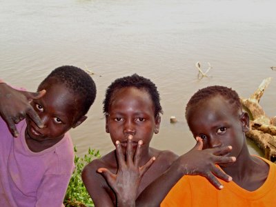 These kids really loved the camera