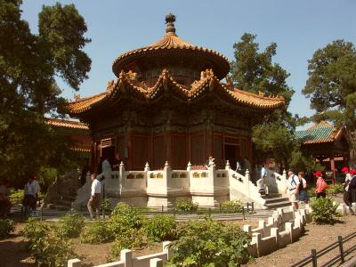 Pagoda in the Summer Palace.jpg