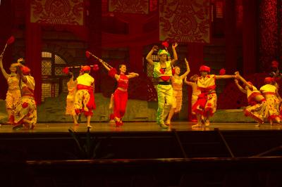 Dancers in the Chinese Opera 2.jpg