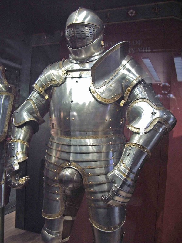 HenryV111  s armour
