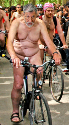 london naked bike ride 2008