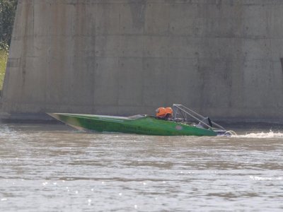 athabasca_river_jet_boat_race