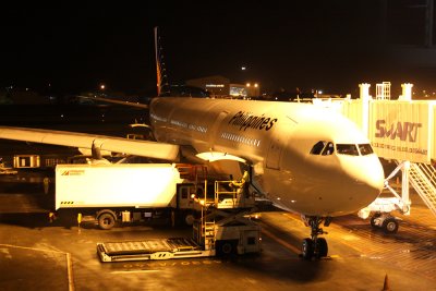 Philippine Airlines SFO-MNL via Guam A-340 F-OHPM Jan 18, 2008