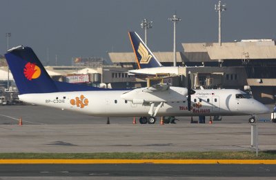 Air Philippines 'Island Holidays' Bombardier DHC-8-314 Q300 RP-C3016
