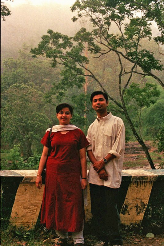 Aarthi & Vini on way to Topslip