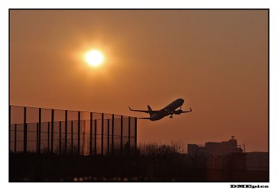 AIRPORTS - AIRPLANES # 02