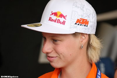 k_8140.jpg