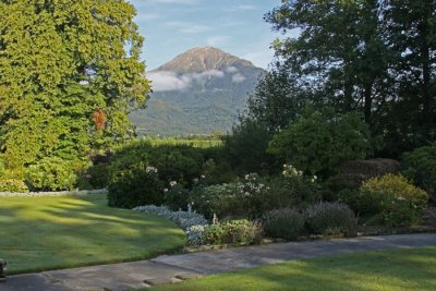 A MOUNTAIN VIEW FROM STAVELEY, SI