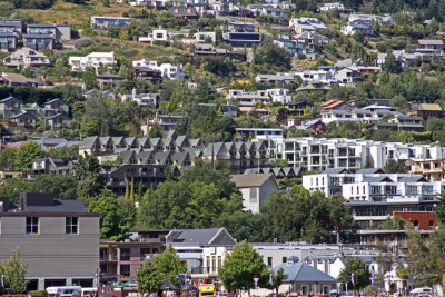 QUEENSTOWN: ABOVE HARBOR