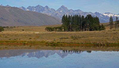 REFLECTED MOUNTAINS