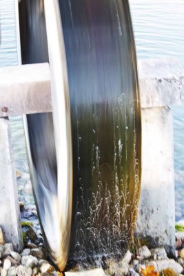 WATER WHEEL GOES ROUND & ROUND