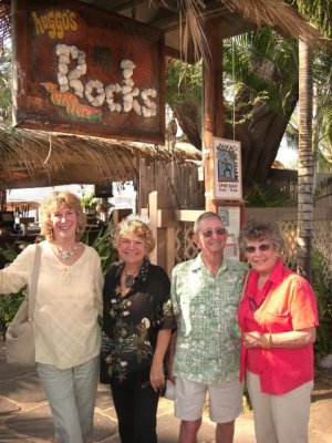 Sue Ginger Leo Mary Lou at the rocks.JPG