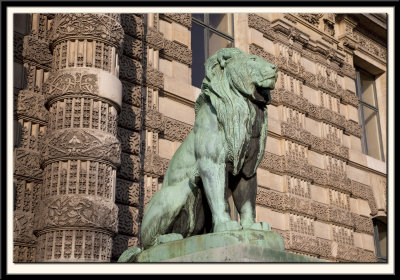Porte des Lions, Quai du Louvre