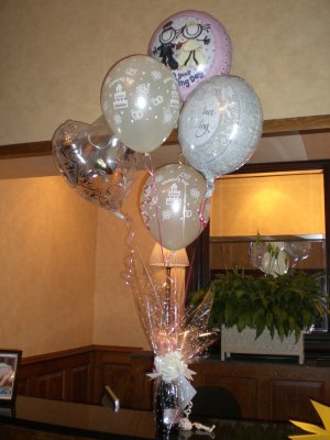 rowton hall wedding balloons with pink champagne 2.JPG