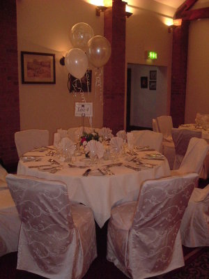 wedding balloons table sets 2.JPG