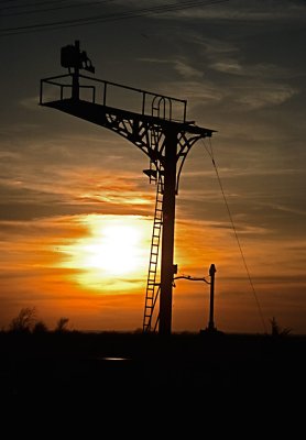 Signal sunset at Lupton