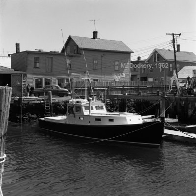  Boat and seafood shop off Thames street