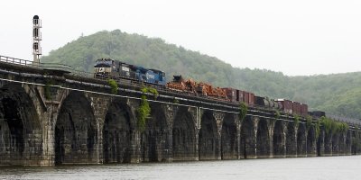 NS 34A Crossing the Rockville Bridge