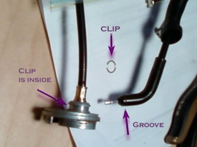 carb-cable-clip.jpg