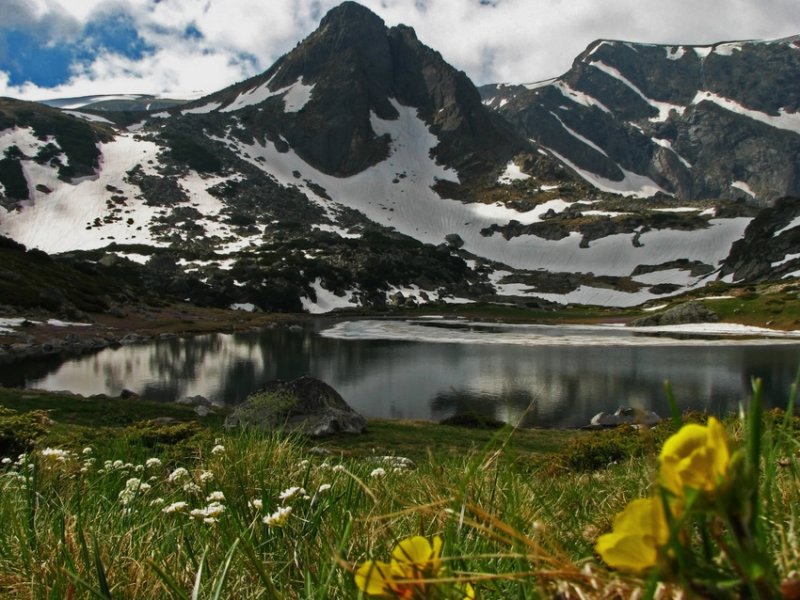 The cirque of the Seven Rila Lakes, Three-Lobed Lake (Trilistnika)