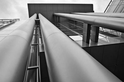 Pillars bw