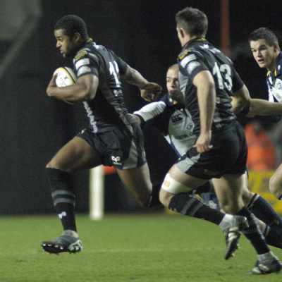 Ospreys-v-LeinsterT17.jpg