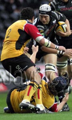 Ospreys v Dragons3.jpg