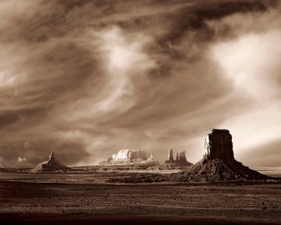 Before the Storm - Monument Valley