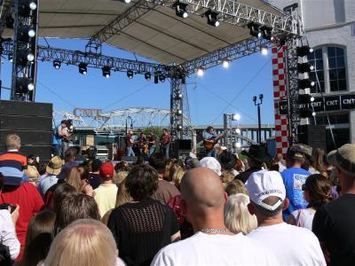 g3/80/149580/3/58476999.cmafest029Medium.jpg