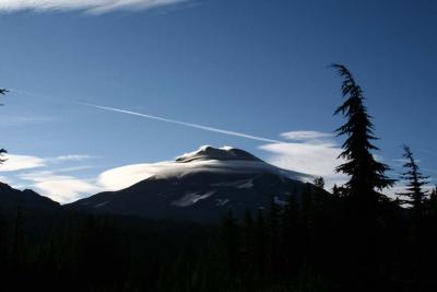 South Sister morning clouds 5237s.JPG