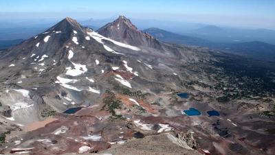 Middle and North Sister from the top of the South Sister 5699s.JPG