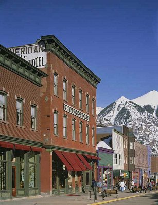 new-sheridan-hotel-1.jpg