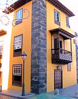 Casa Miranda - Old Canary House.jpg