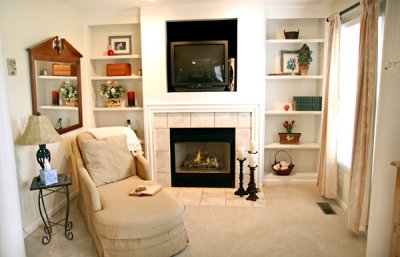 877 sitting area web.jpg