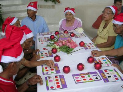 the ladies playing bingo