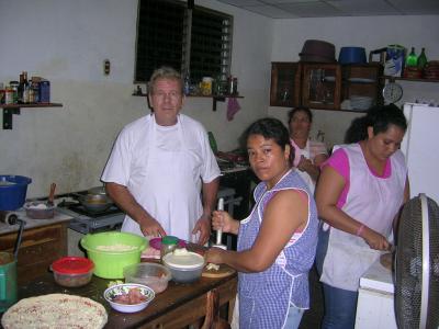 Marisio and the ladys making pizza