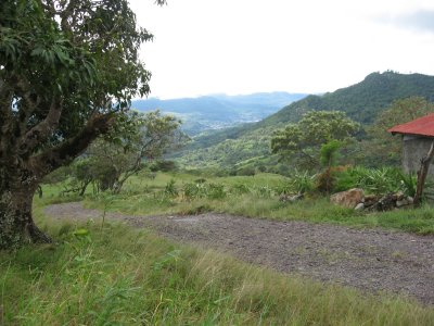 Matagalpa way in the valley